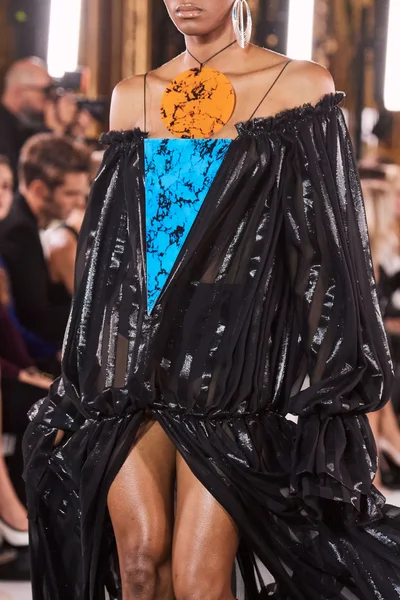 Look 187